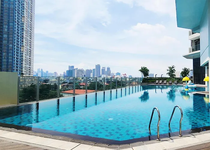 29c Bgc Cozy Steps Away From Major Malls With Free Parking And Gym With Fast Wi-fi Apartment Manila